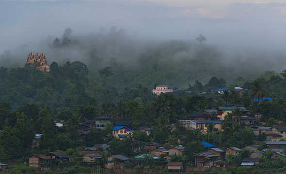 Mon Bridge, Sangkhla Buri